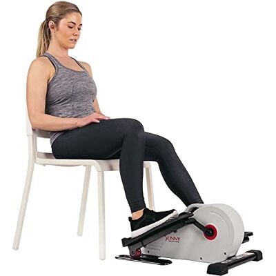 Sunny Health & Fitness Elliptique sous Le Bureau, Mini Colporteur elliptique magnétique, Appareil d'exercice Portable pour Les Pieds et Les Jambes pour la Maison ou Le Travail SF-E3872 Sunny Health & Fitness Elliptique sous Le Bureau, Mini Colporteur elliptique magnétique, Appareil d'exercice Portable pour Les Pieds et Les Jambes pour la Maison ou Le Travail SF-E3872