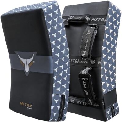 Mytra Fusion Bouclier de frappe incurvé MMA Muay Thai pour entraînement Muay Thai, bouclier de frappe pour kickboxing, taekwondo et arts martiaux Mytra Fusion Bouclier de frappe incurvé MMA Muay Thai pour entraînement Muay Thai, bouclier de frappe pour kickboxing, taekwondo et arts martiaux