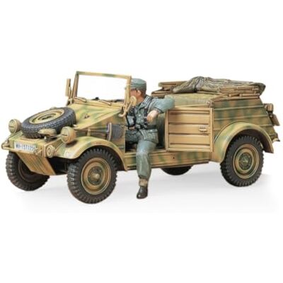 Tamiya 35213 Kubelwagen Typ 82 Tamiya 35213 Kubelwagen Typ 82