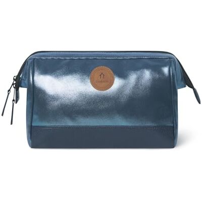 Cabaïa CABAIA Grande Trousse de Toilette 5L Femme Vanity Voyage Déperlant Ouverture grand angle · 2 poches intérieures · Format voyage · Design français · Certifié Vegan Cabaïa CABAIA Grande Trousse de Toilette 5L Femme Vanity Voyage Déperlant Ouverture grand angle · 2 poches intérieures · Format voyage · Design français · Certifié Vegan