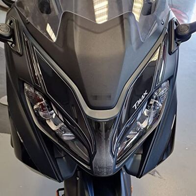 Resin Bike Autocollants Scooter Compatibles avec Yamaha Tmax 560 T-Max 2022-2024. Protection des Flancs de la Masque dans la Zone des Phares Anti-Rayures et Anti-Chocs. Autocollants 3D Made in Italy Resin Bike Autocollants Scooter Compatibles avec Yamaha Tmax 560 T-Max 2022-2024. Protection des Flancs de la Masque dans la Zone des Phares Anti-Rayures et Anti-Chocs. Autocollants 3D Made in Italy