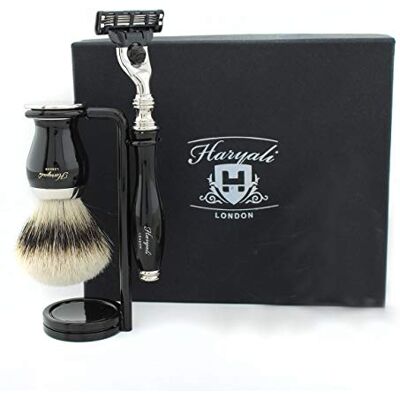 Haryali London Black Kit de rasage pour homme avec rasoir 3 pans et blaireau argenté Haryali London Black Kit de rasage pour homme avec rasoir 3 pans et blaireau argenté