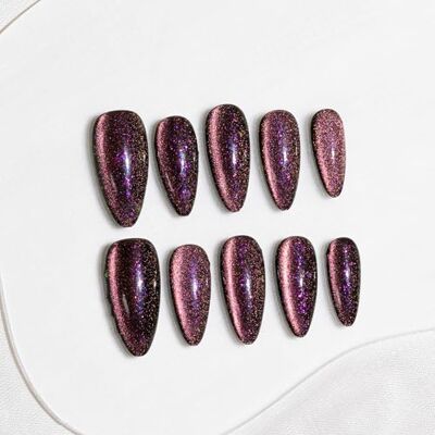 Sun Lot de 10 faux ongles faits à la main, en forme d'amande, moyennement longs, à coller, en noir et violet, couleur unie, magnétique, design minimaliste avec pastilles adhésives (#258 M) Sun Lot de 10 faux ongles faits à la main, en forme d'amande, moyennement longs, à coller, en noir et violet, couleur unie, magnétique, design minimaliste avec pastilles adhésives (#258 M)
