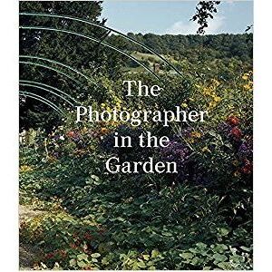 Aperture The Photographer in the Garden /anglais Aperture The Photographer in the Garden /anglais