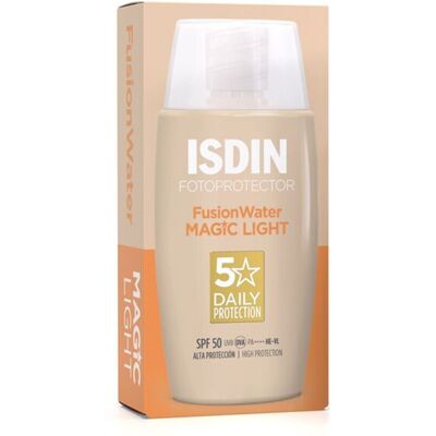 Crème solaire Fusion Water Light SPF50 d'Isdin - Protection Naturelle et Légère Crème solaire Fusion Water Light SPF50 d'Isdin - Protection Naturelle et Légère