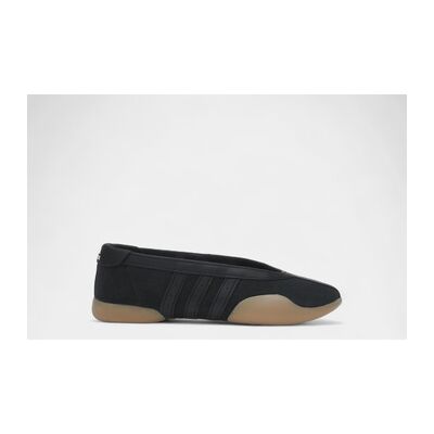 Baskets adidas Taekwondo Mei Ballet Black Gum (Women's) Noir 36,36 2/3,37 1/3,38,38 2/3,39 1/3,40,40 2/3,41 1/3 Dames Baskets adidas Taekwondo Mei Ballet Black Gum (Women's) Noir 36,36 2/3,37 1/3,38,38 2/3,39 1/3,40,40 2/3,41 1/3 Dames