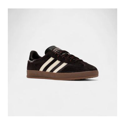 Baskets adidas Gazelle Indoor Wales Bonner Pony Hair Blanc 36,36 2/3,37 1/3,40,41 1/3,42,43 1/3,44 2/3,45 1/3,46,46 2/3,48 Dames Baskets adidas Gazelle Indoor Wales Bonner Pony Hair Blanc 36,36 2/3,37 1/3,40,41 1/3,42,43 1/3,44 2/3,45 1/3,46,46 2/3,48 Dames