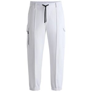 Pantalon BOSS PANTALON CARGO EN TISSU STRETCH DÉPERLANT BLANC T_CHEST Blanc EU XXL,EU L,EU XL Heren Pantalon BOSS PANTALON CARGO EN TISSU STRETCH DÉPERLANT BLANC T_CHEST Blanc EU XXL,EU L,EU XL Heren