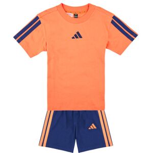 Ensembles de survêtement adidas Essentials T-Shirt Kids Orange 4 / 5 ans,5 / 6 ans,6 / 7 ans,7 / 8 ans Jongens Ensembles de survêtement adidas Essentials T-Shirt Kids Orange 4 / 5 ans,5 / 6 ans,6 / 7 ans,7 / 8 ans Jongens