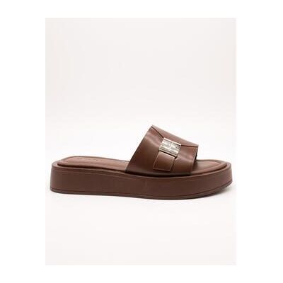 Sandales compensées Calvin Klein Jeans HW02368-GTW Marron 36,39,41 Dames Sandales compensées Calvin Klein Jeans HW02368-GTW Marron 36,39,41 Dames
