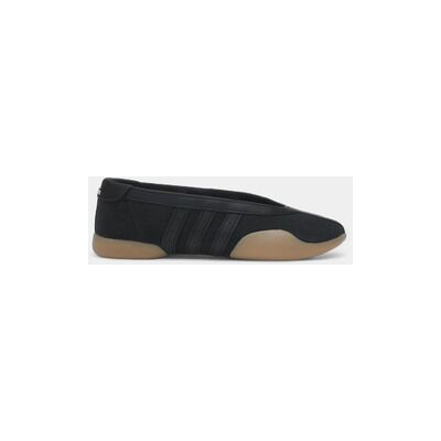 Baskets basses adidas Taekwondo Mei Ballet Black Gum (Women's) Noir 36,36 2/3,37 1/3,38,38 2/3,39 1/3,40,40 2/3,41 1/3 Heren Baskets basses adidas Taekwondo Mei Ballet Black Gum (Women's) Noir 36,36 2/3,37 1/3,38,38 2/3,39 1/3,40,40 2/3,41 1/3 Heren