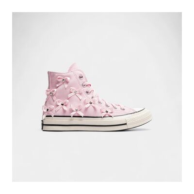 Baskets montantes Converse Chuck 70 Hi Bow Studded Pink Frosting (Women's) Rose 36,36 1/2,37,35 Dames Baskets montantes Converse Chuck 70 Hi Bow Studded Pink Frosting (Women's) Rose 36,36 1/2,37,35 Dames