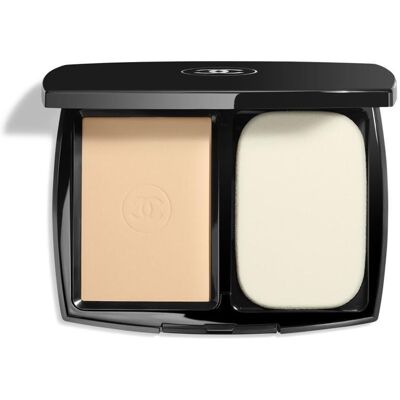 CHANEL ULTRA LE TEINT CHANEL ULTRA LE TEINT
