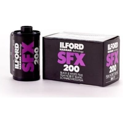 Ilford film SFX 200/36 EXP, Film analogique, Noir Ilford film SFX 200/36 EXP, Film analogique, Noir