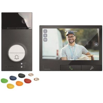 Bticino, Sonnette + interphone, VIDEOSET TÜRSTATION+CLASSE300X (LINEA SW+C300X DARK) (Filaire, WiFi) Bticino, Sonnette + interphone, VIDEOSET TÜRSTATION+CLASSE300X (LINEA SW+C300X DARK) (Filaire, WiFi)