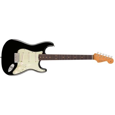 Fender Vintera III Early '60s Stratocaster Electric Guitar (Guitare électrique, Acier plaqué nickel, Aulne, érable, Laurier, Ossature), Guitare, Vert, Noir Fender Vintera III Early '60s Stratocaster Electric Guitar (Guitare électrique, Acier plaqué nickel, Aulne, érable, Laurier, Ossature), Guitare, Vert, Noir
