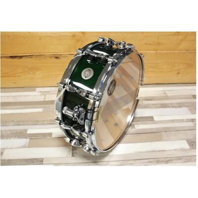 Tama PFM145-EFM Limited Edition Starphonic 14x5 snaredrum, Emerald Figured Maple (érable figuré émeraude) (Batterie acoustique), Batterie, Vert Tama PFM145-EFM Limited Edition Starphonic 14x5 snaredrum, Emerald Figured Maple (érable figuré émeraude) (Batterie acoustique), Batterie, Vert