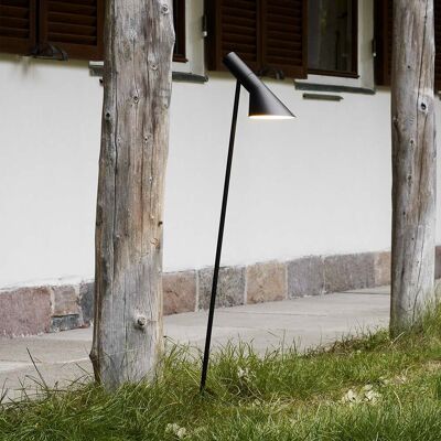 AJ Garden Long Lampe de Jardin 2700K Base Black - Louis Poulsen - Design - Métal - À ampoule unique AJ Garden Long Lampe de Jardin 2700K Base Black - Louis Poulsen - Design - Métal - À ampoule unique