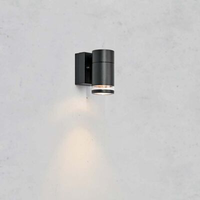Applique d'extérieur LED Luno, noire, à 1 lampe, IP65, à intensité variable Markslöjd - Scandinave - Aluminium - À ampoule unique Applique d'extérieur LED Luno, noire, à 1 lampe, IP65, à intensité variable Markslöjd - Scandinave - Aluminium - À ampoule unique