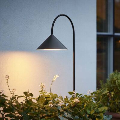 Lampe sur piquet LED Grasp, noir, hauteur 82 cm, IP44 - FRANDSEN - Design - Acier inoxydable - À ampoule unique Lampe sur piquet LED Grasp, noir, hauteur 82 cm, IP44 - FRANDSEN - Design - Acier inoxydable - À ampoule unique