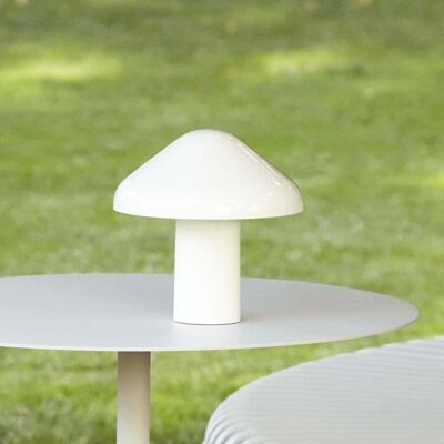 Lampe à poser portable Pao, blanc crème - HAY Pao Portable - Salon / séjour - Design - Plastique - Avec abat-jour Lampe à poser portable Pao, blanc crème - HAY Pao Portable - Salon / séjour - Design - Plastique - Avec abat-jour