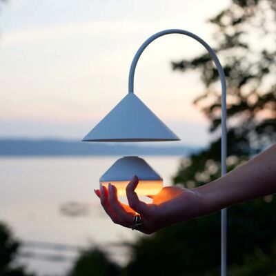Une source lumineuse LED - FRANDSEN One - Terrasse - Design - Plastique - À ampoule unique Une source lumineuse LED - FRANDSEN One - Terrasse - Design - Plastique - À ampoule unique