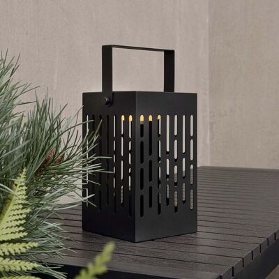 Lanterne LED solaire Luma, noire, 20 cm, IP44 - Dyberg Larsen - Moderne - Métal - À ampoule unique Lanterne LED solaire Luma, noire, 20 cm, IP44 - Dyberg Larsen - Moderne - Métal - À ampoule unique