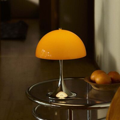 Panthella 250 Portable Original, orange opale - Louis Poulsen - Terrasse - Design - Plastique - Rond Panthella 250 Portable Original, orange opale - Louis Poulsen - Terrasse - Design - Plastique - Rond