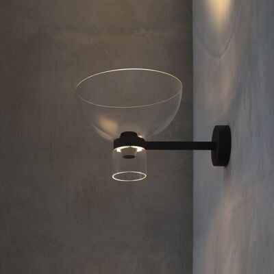 Applique murale LED Nocturne Bowl, noire, en verre, à intensité variable - FLOS - Couloir - Design - Aluminium - Avec abat-jour Applique murale LED Nocturne Bowl, noire, en verre, à intensité variable - FLOS - Couloir - Design - Aluminium - Avec abat-jour