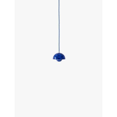 Suspension Flowerpot de Verner Panton - motif bleu cobalt et bleu crépuscule Suspension Flowerpot de Verner Panton - motif bleu cobalt et bleu crépuscule