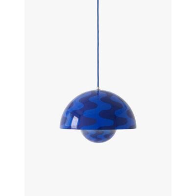 Suspension Flowerpot VP7 Ø 37 cm bleu crépusculaire - &Tradition; - Salon / séjour - Design - Métal - À ampoule unique Suspension Flowerpot VP7 Ø 37 cm bleu crépusculaire - &Tradition; - Salon / séjour - Design - Métal - À ampoule unique