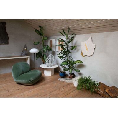 Lampe sur pied GUBI Stemlite - Design inspiré des fleurs Lampe sur pied GUBI Stemlite - Design inspiré des fleurs