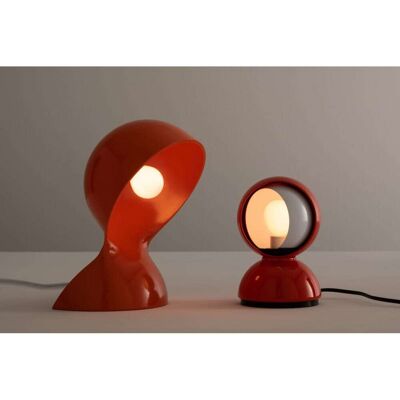 Lampe de Table Orange Dalù d'Artemide - Design Contemporain Lampe de Table Orange Dalù d'Artemide - Design Contemporain