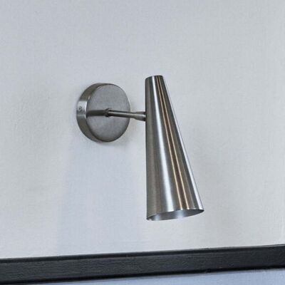 Applique murale Precise, argent, 21 cm, à brancher - House Doctor - Salon / séjour - Design - Métal - À ampoule unique Applique murale Precise, argent, 21 cm, à brancher - House Doctor - Salon / séjour - Design - Métal - À ampoule unique
