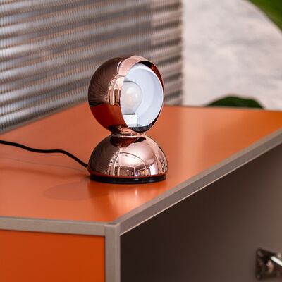 Lampe de table Artemide Eclisse en Cuivre - Design italien emblématique Lampe de table Artemide Eclisse en Cuivre - Design italien emblématique