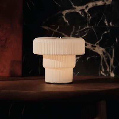 lampe à poser rechargeable LED Ripple, verre, hauteur 10,2 cm - ferm LIVING - Salon / séjour - Moderne - À ampoule unique lampe à poser rechargeable LED Ripple, verre, hauteur 10,2 cm - ferm LIVING - Salon / séjour - Moderne - À ampoule unique