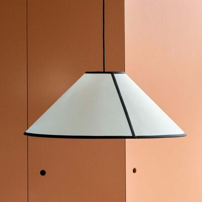 Suspension Ava, Ø 60 cm, blanc/noir, E27 - HAY - Salon / séjour - Design - Plastique - À ampoule unique Suspension Ava, Ø 60 cm, blanc/noir, E27 - HAY - Salon / séjour - Design - Plastique - À ampoule unique