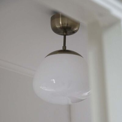 Lumière de plafond Rise en laiton antique de Markslojd - Type de plafond Lumière de plafond Rise en laiton antique de Markslojd - Type de plafond