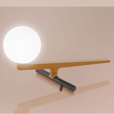 Lampe de Table Artemide Yanzi en Laiton - Éclairage Art Déco Lampe de Table Artemide Yanzi en Laiton - Éclairage Art Déco