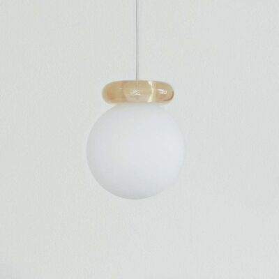 Suspension Hinx, couleur sable/blanc, verre - Normann Copenhagen - Cuisine - Design - À ampoule unique Suspension Hinx, couleur sable/blanc, verre - Normann Copenhagen - Cuisine - Design - À ampoule unique