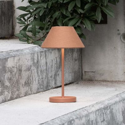Lampe de table LED rechargeable Teya, couleur terre cuite, 26 cm, IP44 - Watt & Watt & Veke - Salon / séjour - Design - Métal - À ampoule unique Lampe de table LED rechargeable Teya, couleur terre cuite, 26 cm, IP44 - Watt & Watt & Veke - Salon / séjour - Design - Métal - À ampoule unique