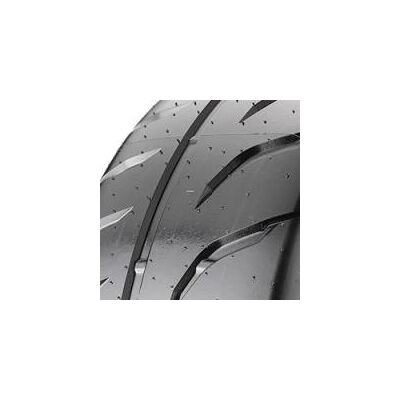 Toyo Proxes R888r 235/45 R17 94W - Pneus d'été de sport Toyo Proxes R888r 235/45 R17 94W - Pneus d'été de sport