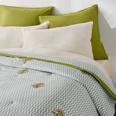 LA REDOUTE INTERIEURS Couvre-lit matelassé, imprimé rayures et broderies fleurs, coton, JANI LA REDOUTE INTERIEURS Couvre-lit matelassé, imprimé rayures et broderies fleurs, coton, JANI
