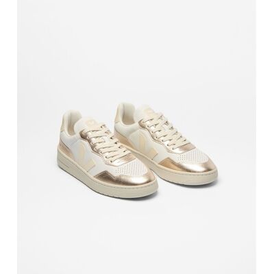VEJA Baskets en cuir V-90 VEJA Baskets en cuir V-90