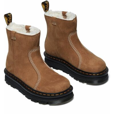 DR. MARTENS ZebZag Rigger WL Rigger Boot DR. MARTENS ZebZag Rigger WL Rigger Boot