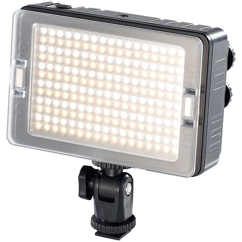 Somikon Foto- und Videoleuchte FVL-720.d mit 204 LEDs, 3.200 - 5.500 K