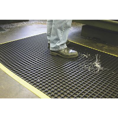 Anti-Ermüdungsmatte COBAmat® Workstation, mit gelben, abgeschrägten Kanten, LxB 1800 x 1200 mm COBA Anti-Ermüdungsmatte COBAmat® Workstation, mit gelben, abgeschrägten Kanten, LxB 1800 x 1200 mm COBA