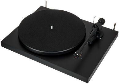 Pro-Ject Debut III DC matt black