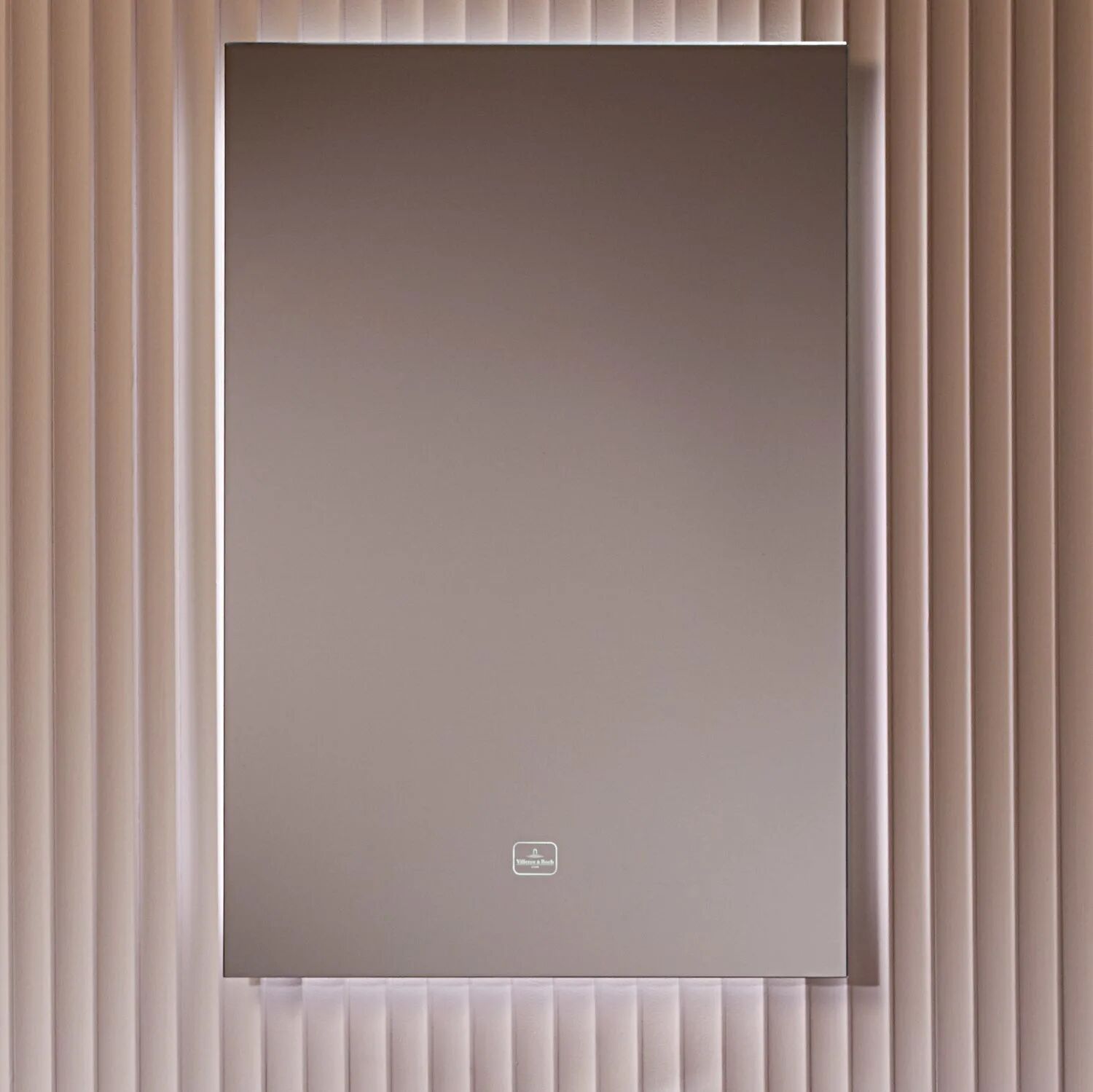 Villeroy & Boch More to See Lite Spiegel, mit Beleuchtung, 65 x 75 cm More To See Lite B: 65 T: 2,4 H: 75 cm mit umlaufend LED Licht A4596500