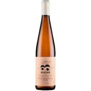 Alvear Tres Miradas Paraje de Riofrío Alto 3er Año 2022 - 75cl Alvear Tres Miradas Paraje de Riofrío Alto 3er Año 2022 - 75cl